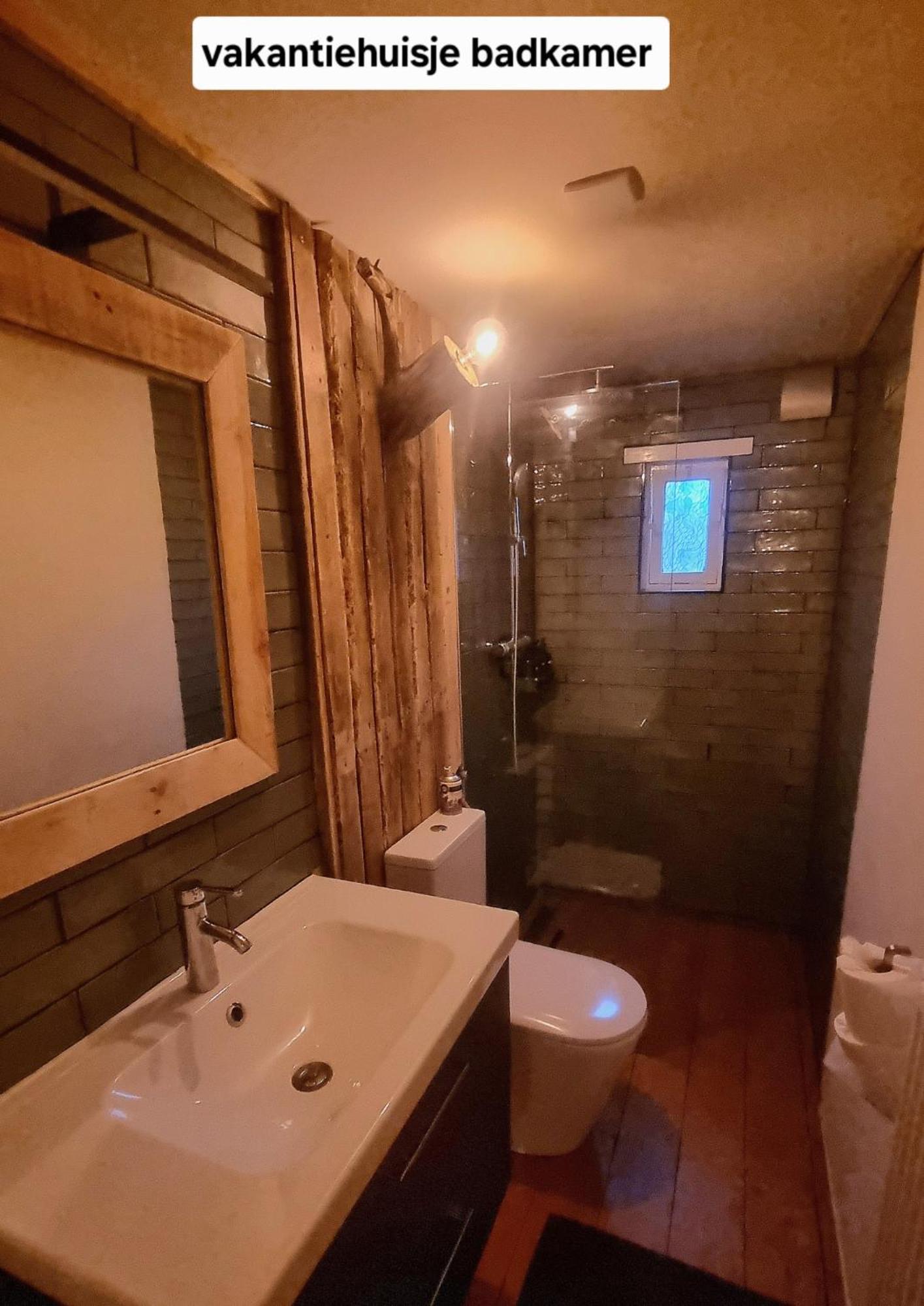Chalet 1x Luxe Trekkershut Of 1x Vrijstaand Peperkamp